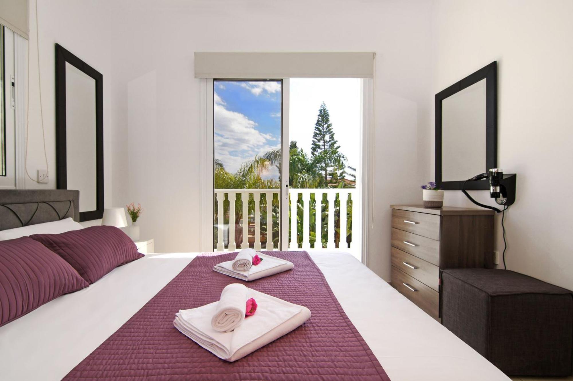 Nissi Sapphire Villa Ayía Nápa Extérieur photo